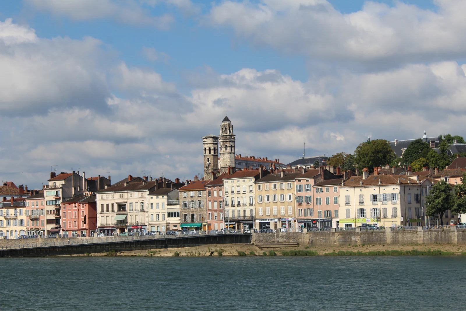 La Saône et les quais de Mâcon